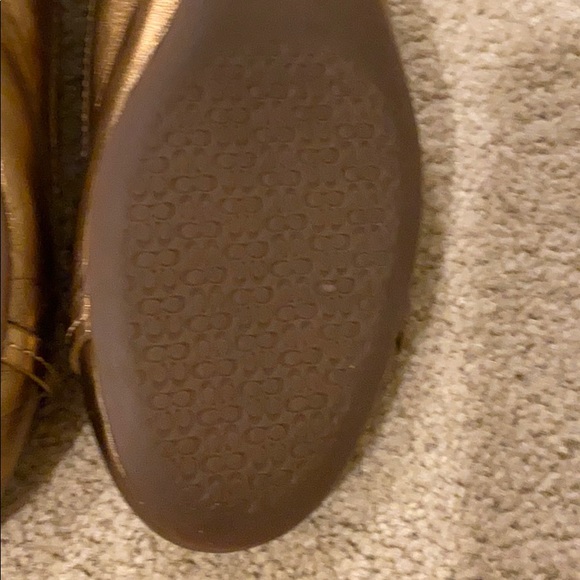 Coach gold flats - Picture 3 of 3
